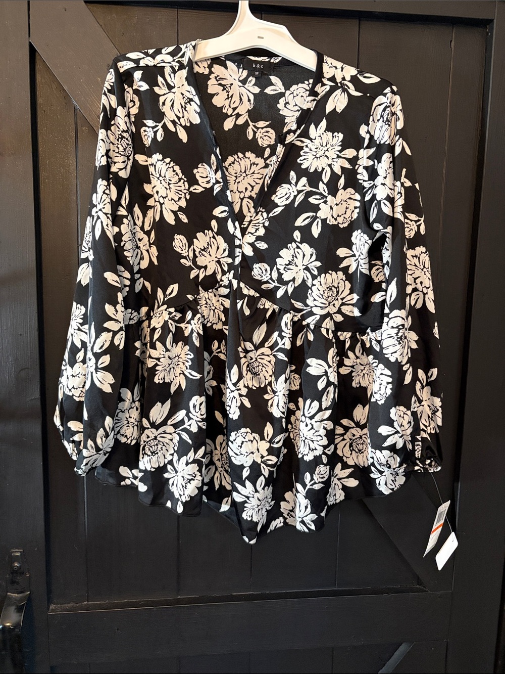 Black Floral V-Neck Peplum Blouse - Unbranded